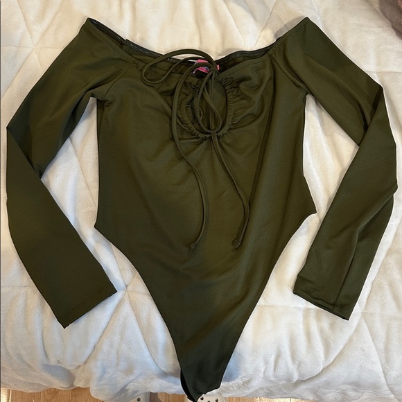 Edikted Tops - Edikted Dark Green Top